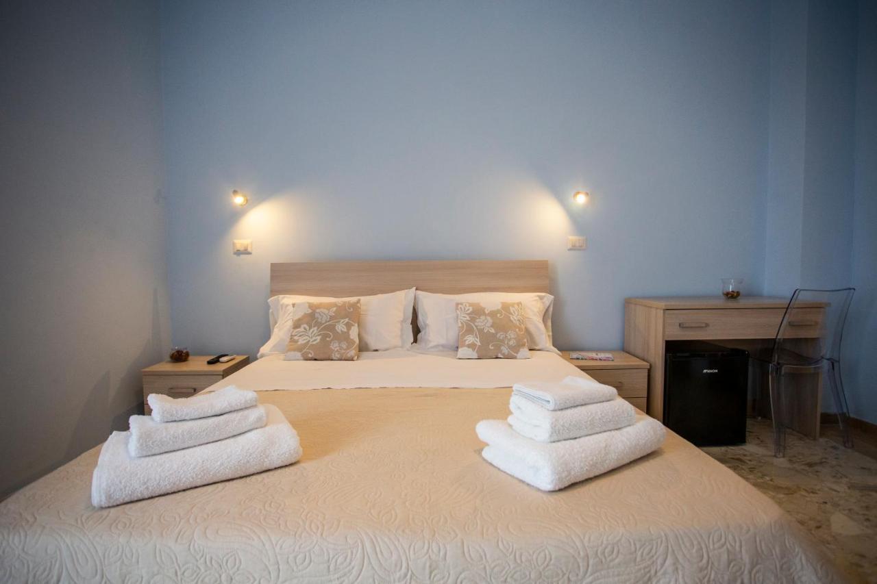 Deluxe Triple Room Sea View