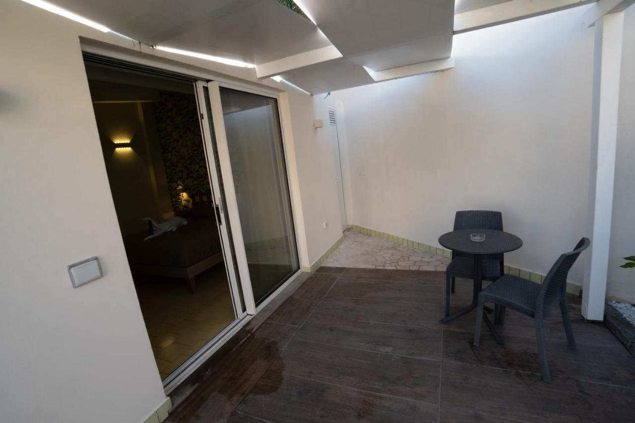 Quarto Duplo