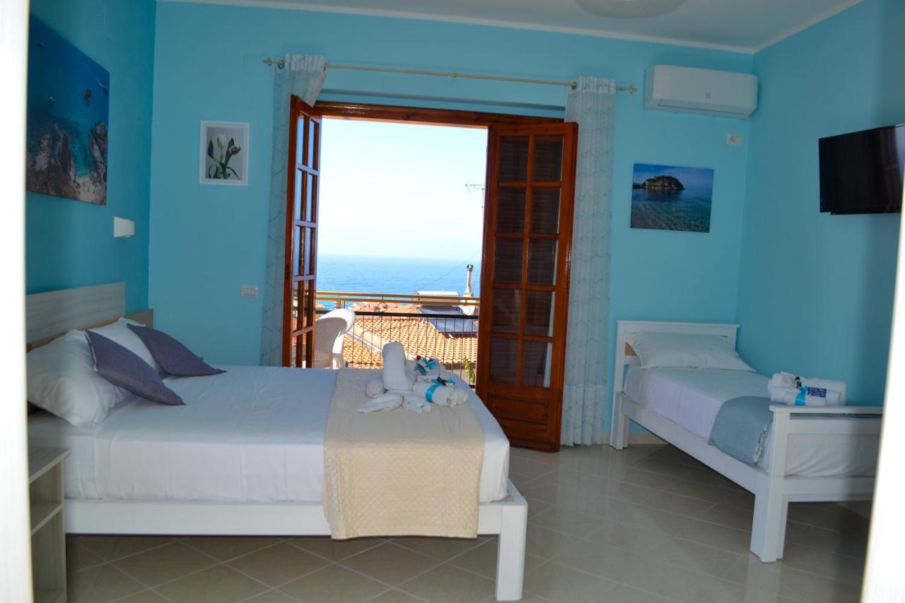 Deluxe Triple Room Sea View,1203445507:JPEG