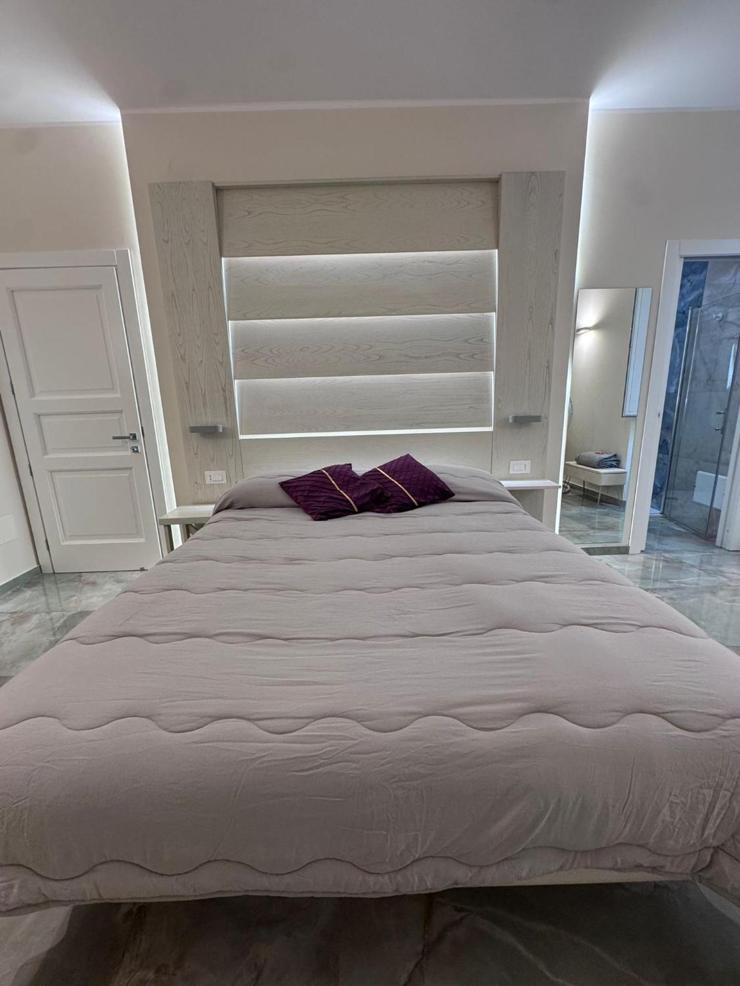 Deluxe Queen Room Annex