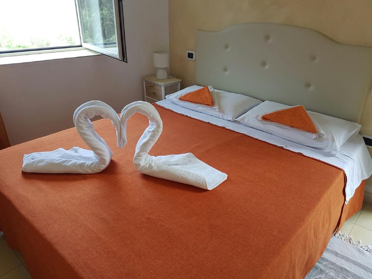 Double or Twin Room Sea View