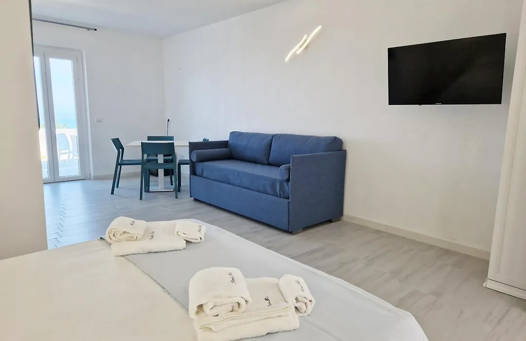 Perla Blu Tropea-1