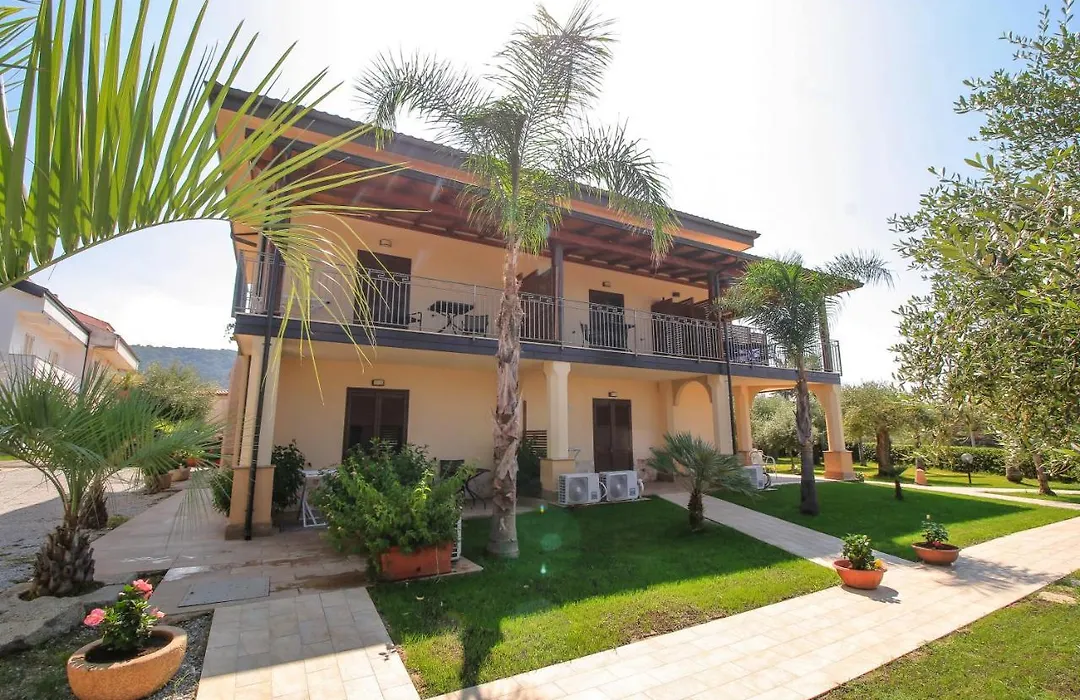 Villa D'Aquino-1