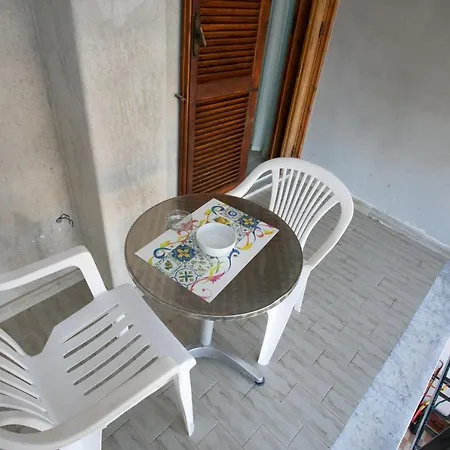 B&B Leonida-2