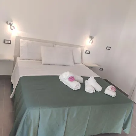 Ninfea Tropea City Rooms-3