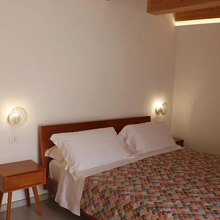 De Loca Rooms-3